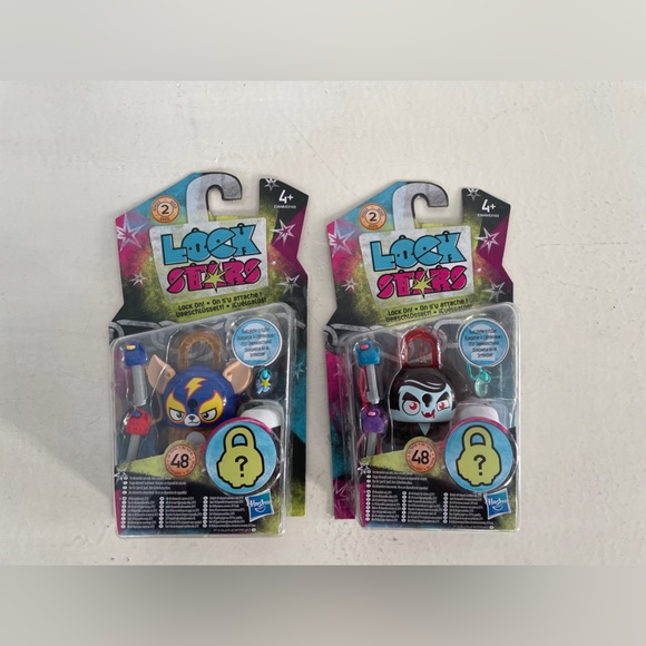 Lot of 2 Lock Stars Vampire Bat Boy/Dog Wrestler New In Box - Picture 1 of 2